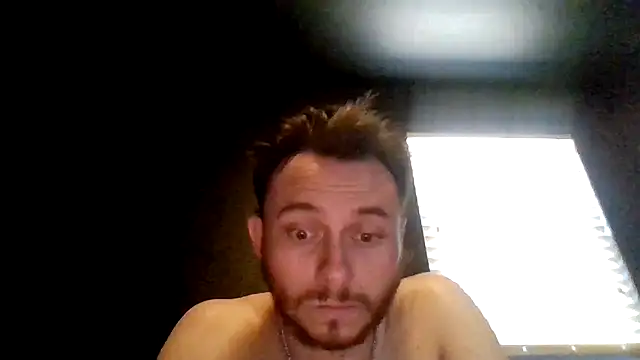 Sala de chat ao vivo de Tallhungcloudyyy