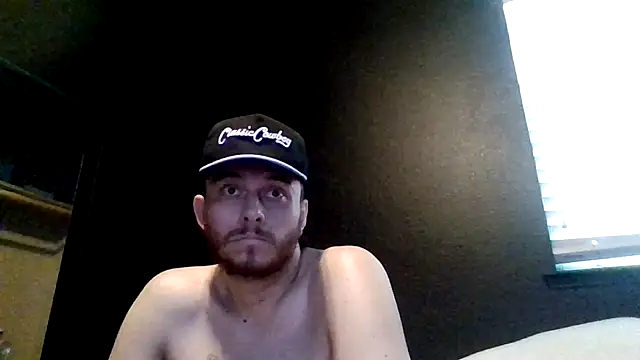 Tallhungcloudyyy's Live Chat Room