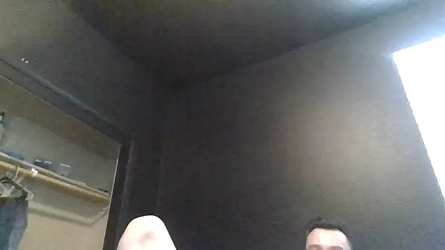 Cloudyydayzz Live Chatraum