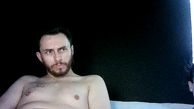Cloudyydayzz Adlı Modelin Canlı Sohbet Odası