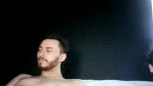 Pokój czatu na żywo – Cloudyydayzz