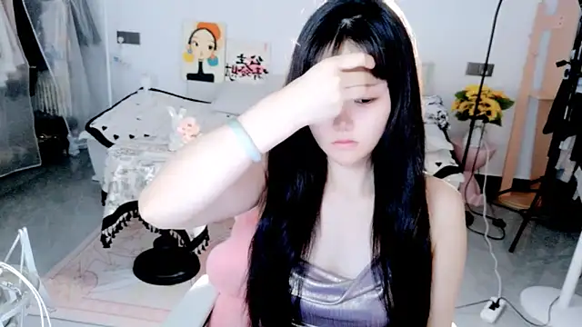 Chat soba uživo modela saiman8