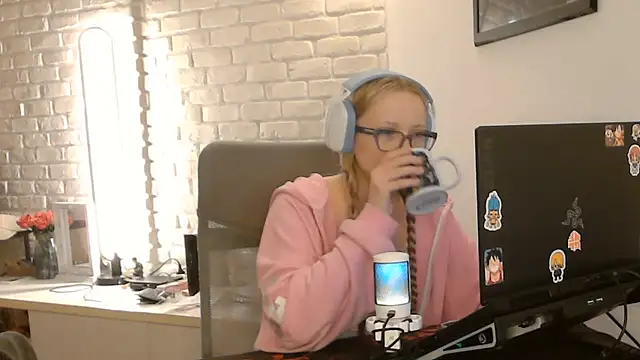 Živá chatovací místnost AmandaFix