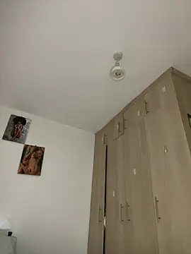 Živá chatovací místnost Lushlola254
