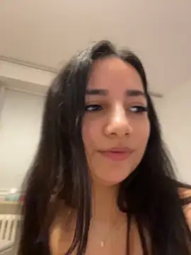 Živá chatovací místnost EmmyBullockk