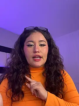 Chat soba uživo modela SummerLuna