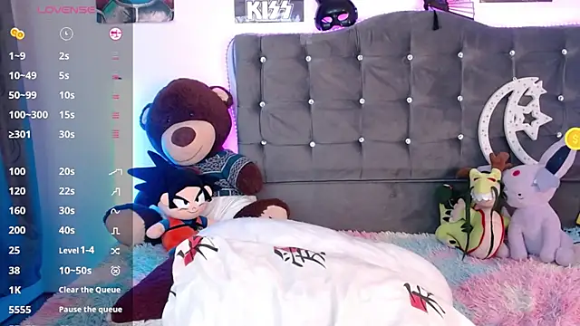 Sala de chat en directo de lunabritton