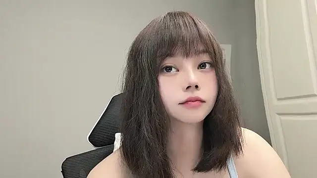 Chat soba uživo modela lumina88889