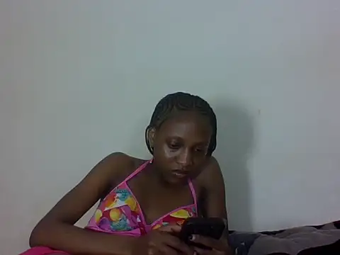 Chat soba uživo modela yummyqueenk