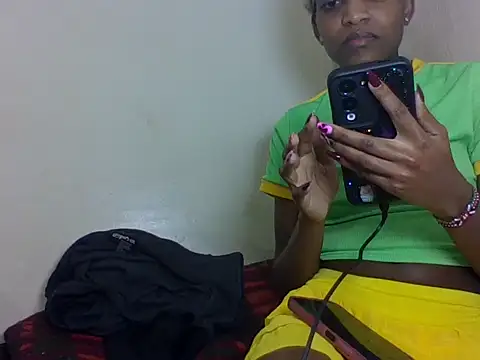 Phòng Chat Trực Tiếp yummyqueenk