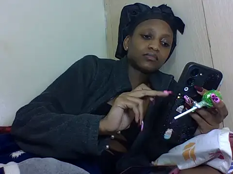 yummyqueenk – live chatrum