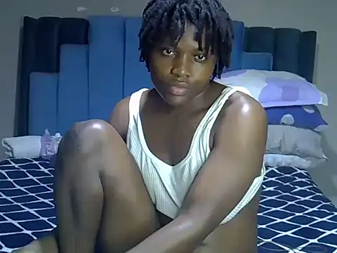 melanin_moon – live chatrum