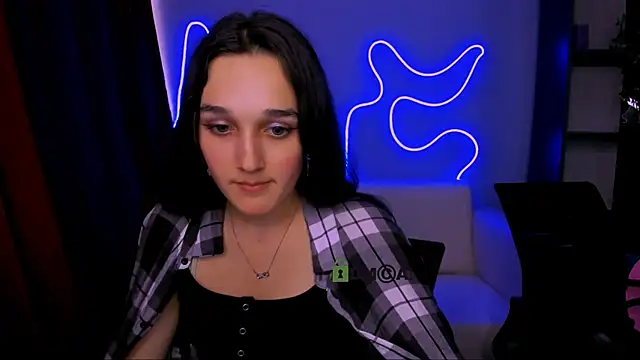 חדר צ'אט בשידור חי של katrinxxxx
