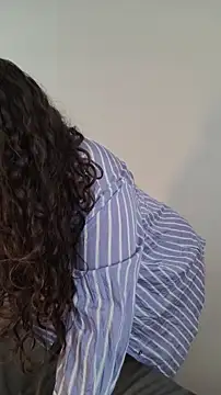Elissa_Floyd__ Adlı Modelin Canlı Sohbet Odası