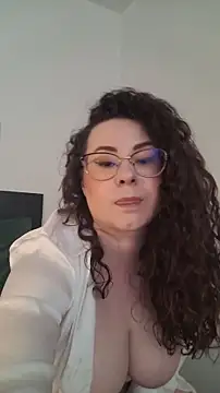 Sala de chat en directo de Elissa_Floyd__