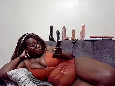 african_sexygoddess – Naživo chatovacia miestnosť
