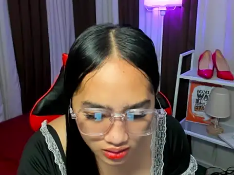 Urasianalodia's Live Sex Cam Show