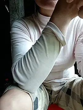 Živá chatovací místnost lya_sexyy