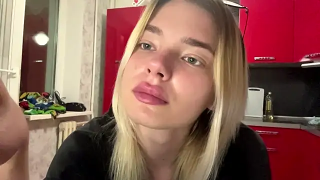 KimberliBaskerville's Live Chat Room