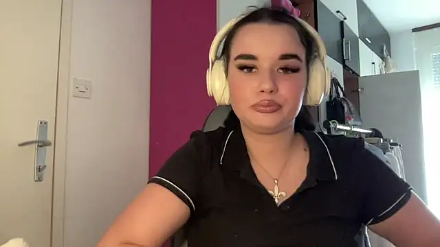 Živá chatovací místnost EvitaColgan