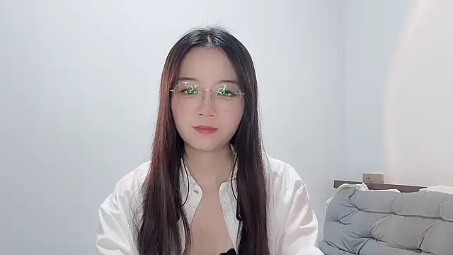 77-Vicky Adlı Modelin Canlı Sohbet Odası