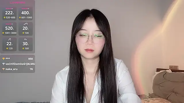 77-Vicky Cameră chat live