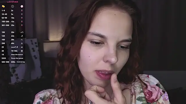 SinaHogsette élő chatszobája