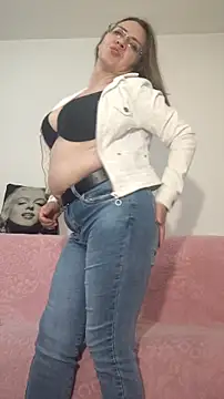 חדר צ'אט בשידור חי של AriaWeston