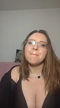 AriaWeston Adlı Modelin Canlı Sohbet Odası