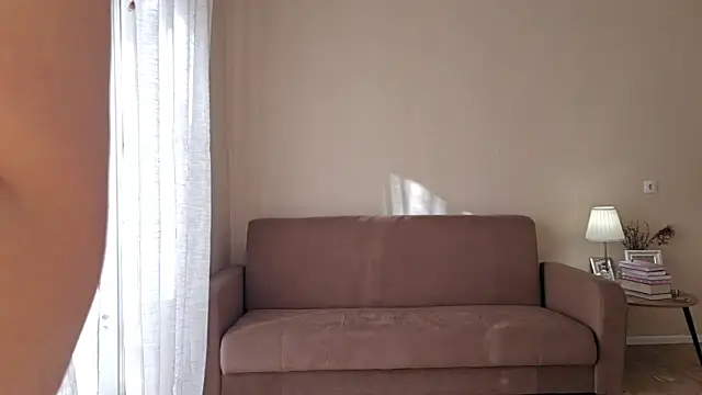 Phòng Chat Trực Tiếp ShenaDoll