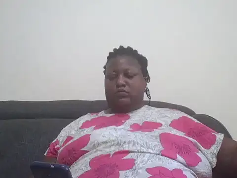 fat_ebonyqueen's Live Chat Room