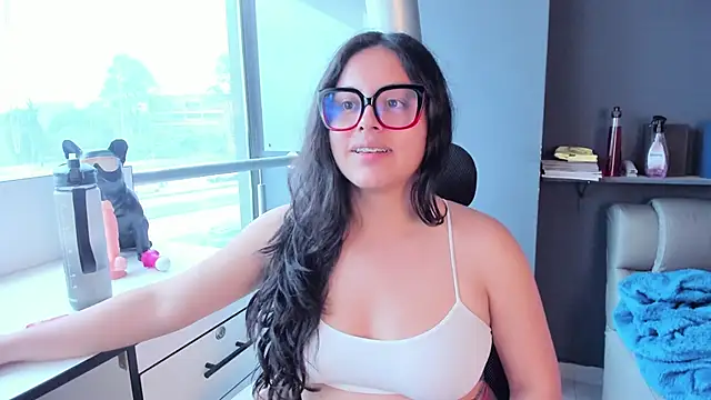 Živá chatovací místnost Crystal_Moom