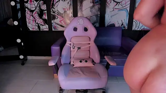Chat soba uživo modela Crystal_Moom