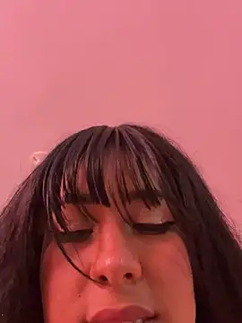 Alexia_Lerner – Naživo chatovacia miestnosť