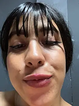 Živá chatovací místnost Alexia_Lerner