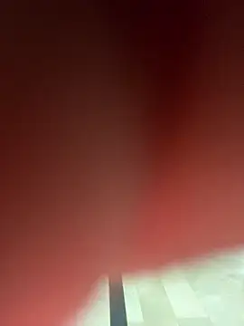 Alexia_Lerner 现场聊天室