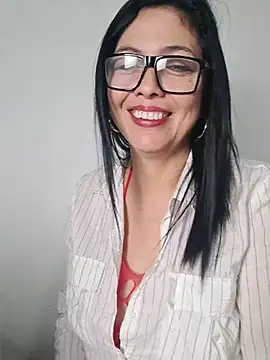 Scarlett_Valnyx's Live Chat Room