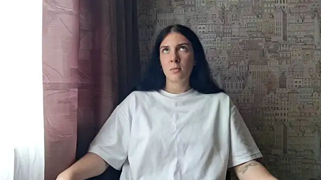 غرفة دردشة MoroseViki المباشرة