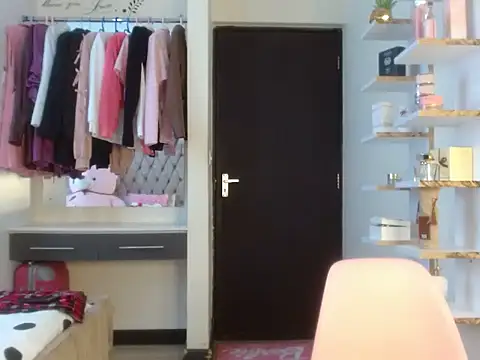 Sexy_Babydoll221のライブチャットルーム