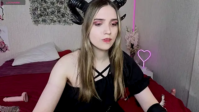 Živá chatovací místnost NocturneHuntress