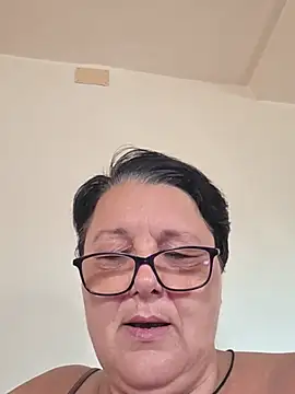 Pokój czatu na żywo – Diana_Diafan