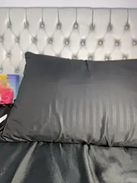 amara_huxly Live chatroom