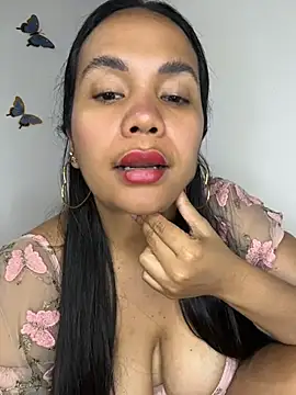 NoahJade's Live Chat Room