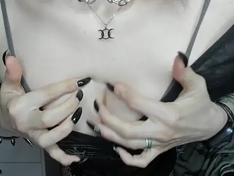 velvetanne Live chatroom