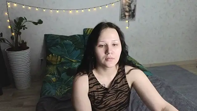 Sala de chat en directo de Tori_cute
