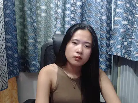 petiteasian_pinaygirl – Naživo chatovacia miestnosť