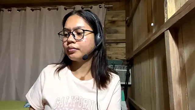 Chat soba uživo modela SalleyRoloff