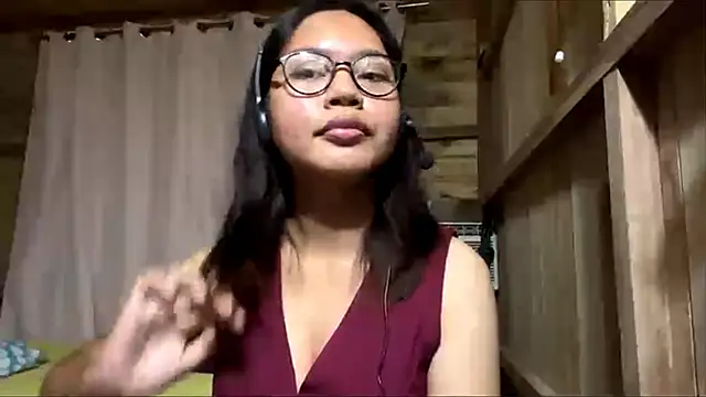SalleyRoloff live-chat rom