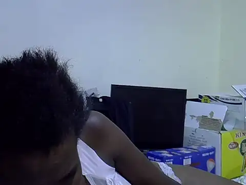 cute_aliyah's Live Chat Room