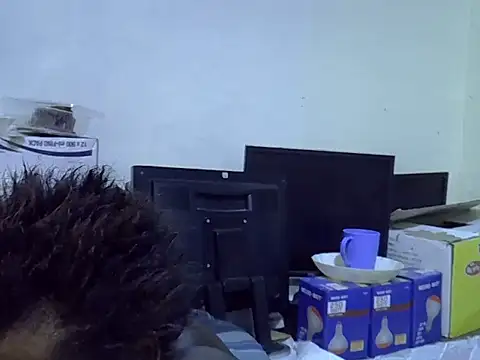 Živá chatovací místnost cute_aliyah